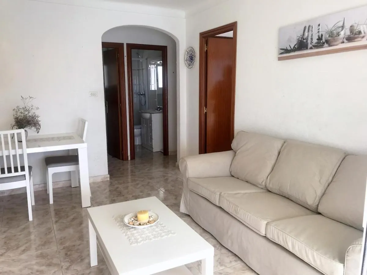 Mataro Apartment Roses